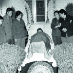 At my father’s funeral, 1975, supporting my mother with Jinming. Opposite us from left: my brother-in-law ‘Specs’, my brothers Xiaofang and Xiaohei, my sister Xiaohong.