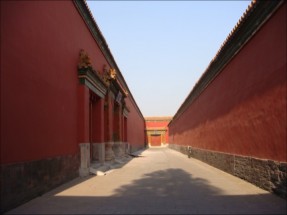 The harem, at the rear of the Forbidden City.  Cixi found its high walls and closed-in alleys 'depressing'.