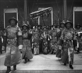 The only photo in which Cixi is smiling.  She actually liked laughing, but would switch off her smiles and assume a serious air when she went to work - or faced the camera.